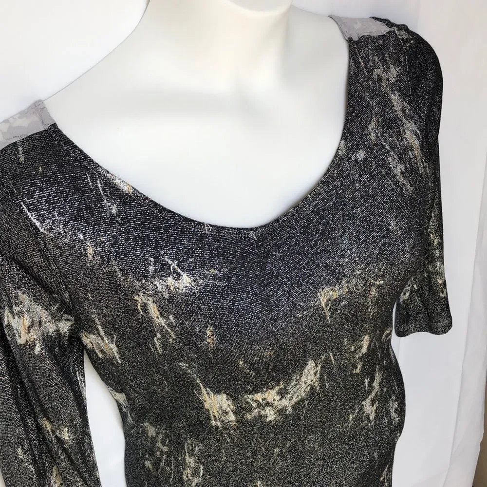 Buckle BKE Boutique shimmering lace blouse size Lg - Picture 5 of 8